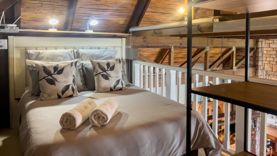 To Let 5 Bedroom Property for Rent in Southern Cross Western Cape